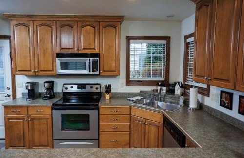 Fish Creek Casa | Birch Grove Cottage by Simple Life Rentals