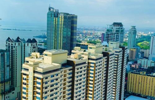 Bacoor City Apartamento | Birch Tower A8 Front of Robinson Mla BayFree Pool