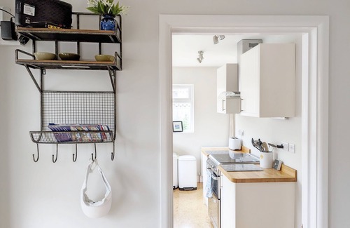 Emsworth Casa | Birch Tree - a family house that sleeps 6 guests in 3 bedrooms