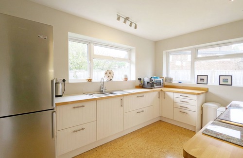 Emsworth Casa | Birch Tree - a family house that sleeps 6 guests in 3 bedrooms