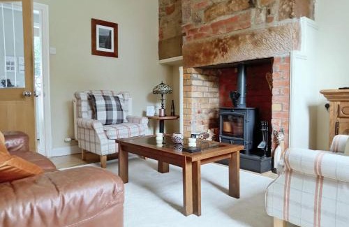 Wooler Casa | Birchwood Cottage - In the Heart of Wooler
