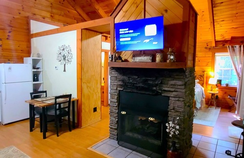 Sautee Nacoochee Cabina | Bird Song Cabin - Cabina en el bosque! - Helen Georgia - WIFI