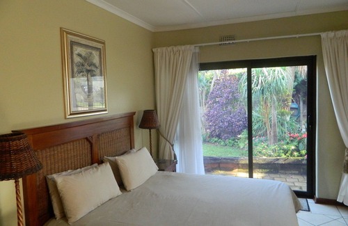 Illovo Beach Cama Y Desayuno | Birdcage B and B