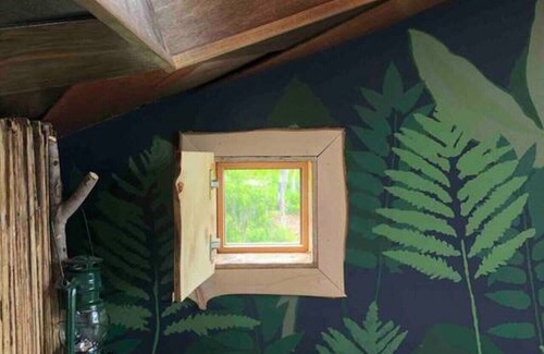 Roxbury Casa | Birdhouse · Glamping in New York the Catskills Birdhouse
