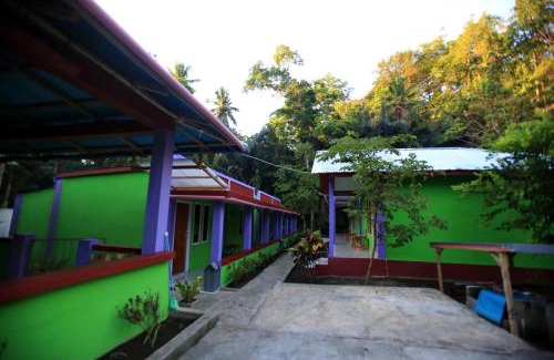 Bitung Casa | Birdhouse Homestay Tangkoko