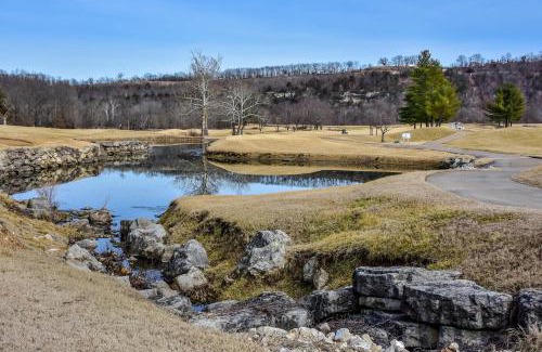Lake Ozark Casa | Birdie's Bliss 2BR Condo Sleeps 6
