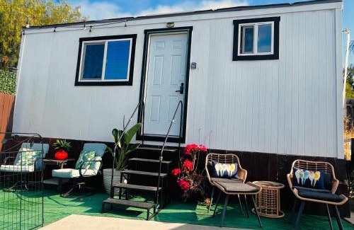Granite Hills Apartamento | Birdie's Bungalow- Stunning views in cozy tropical hideaway!