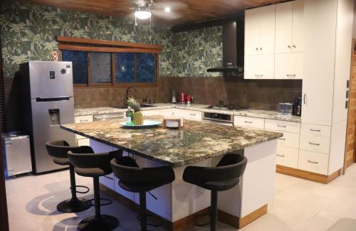 Puerto Jiménez Casa | Birding Corcovado Eco Lodge