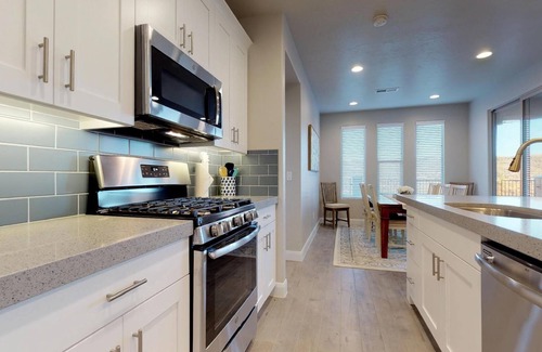 Sienna Hills Casa | Birds Eye View 4 Bedroom Apts by RedAwning