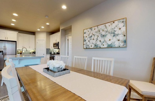Sienna Hills Casa | Birds Eye View 4 Bedroom Apts by RedAwning