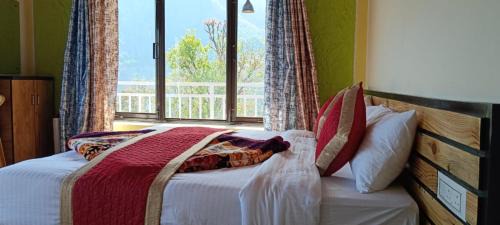 Naina Range Casa | Birds Hill View Homestay