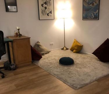 Neukoelln Apartamento | Birdsong Temple