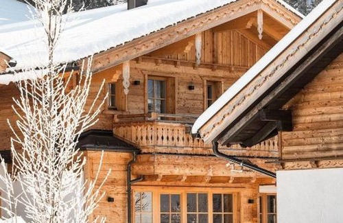 Grossarl Casa | Birnbaum Chalet Kreuzkogel mit Naturbadesee und eingezäunten Garten