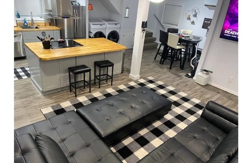 Columbia Casa | Birthday House