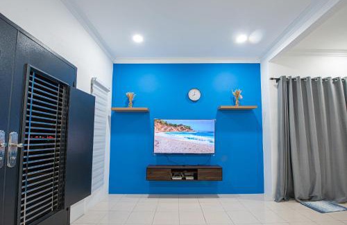 Si Rusa Casa | Biru Home Port Dickson 15 pax