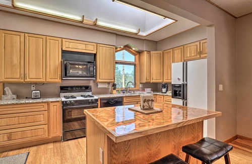 Bisbee Casa | Bisbee Home < 1/2 Mi to Park & Tennis Courts!