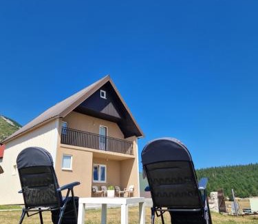 Virak Casa | Biser Durmitora