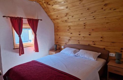 Virak Casa | Biser Durmitora
