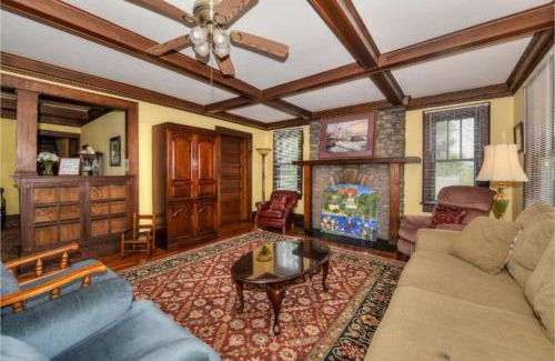 Lake Junaluska Casa | Bishop's Robin Cottage