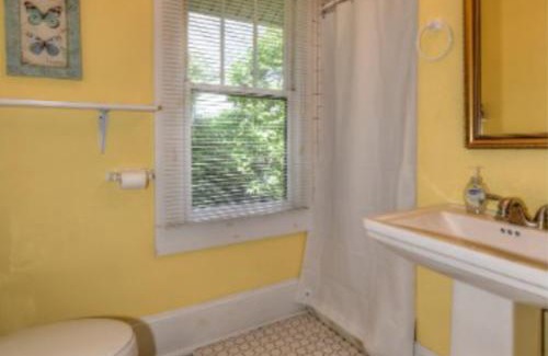 Lake Junaluska Casa | Bishop's Robin Cottage