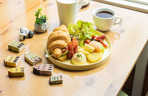 Yuchi Cama Y Desayuno | Bishui Shanju Lakeside B&B
