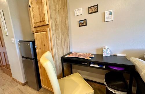 Heber Casa | Bison Bungalow Suite on top of the AZ White Mountains