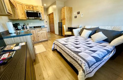 Heber Casa | Bison Bungalow Suite on top of the AZ White Mountains