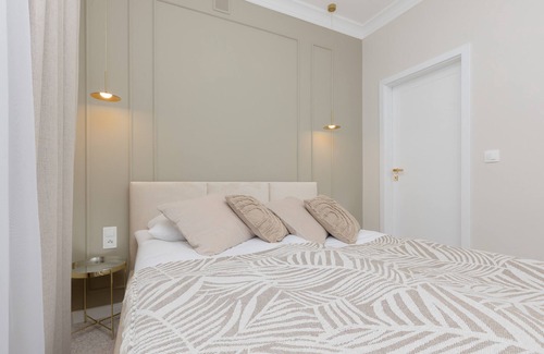 Ochota Apartamento | Bitwy Warszawskiej Apartment by Renters