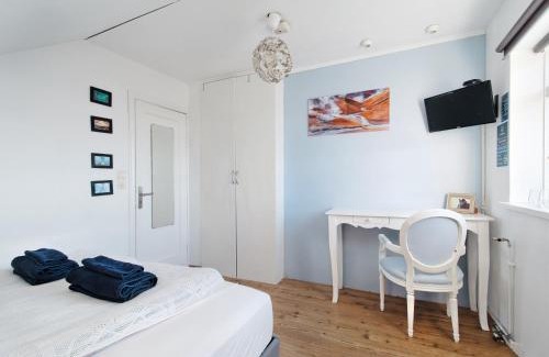 Seltjarnarnes Cama Y Desayuno | Bla Hus B&B