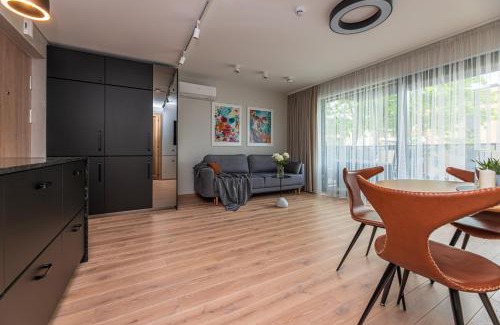 Palanga Apartamento | Black amber