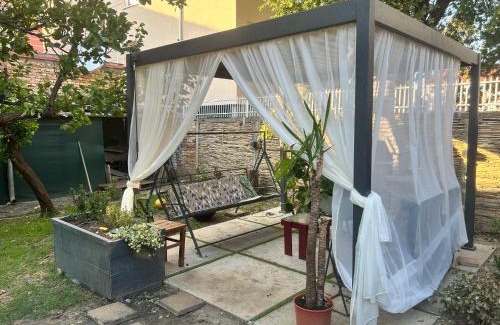 Zrenjanin Apartamento | Black and Ginger Residence