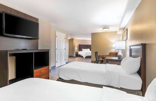 Orono Hotel | Black Bear Inn, Ascend Hotel Collection