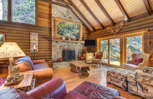 Cosby Casa | Black Bear Lodge