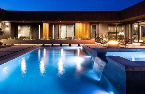 Yucca Valley Casa | Black C House Modern w pool spa