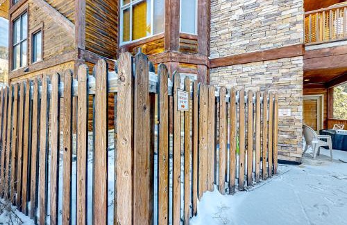 Whitefish Apartamento | Black Diamond #2B