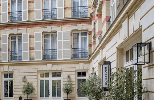 Champs-Elysees Apartamento | Black Door