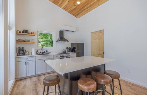 Surry Casa | Black Haven Tiny Home