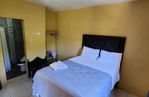 West Gate Hills Apartamento | BLACK HOUSE JA vacation rental