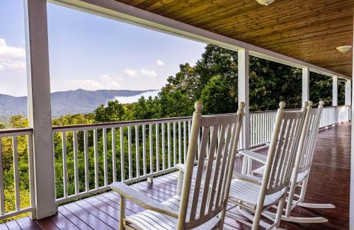 Black Mountain Casa | Black Mountain Overlook