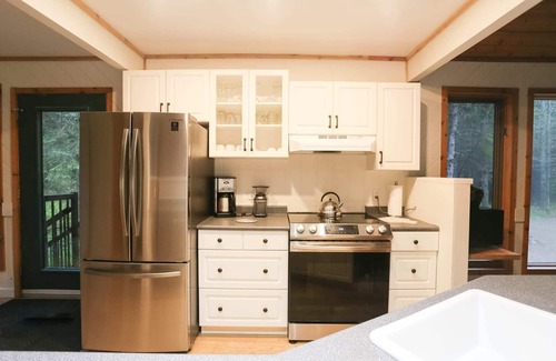 Manitoba Cabina | Black Pine Lodge Summ