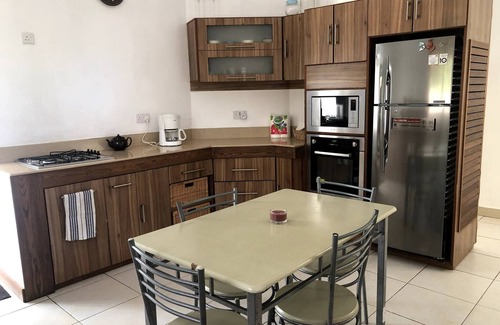 La Preneuse Villa | Black River Villa Turquoise 3bdr, sea View