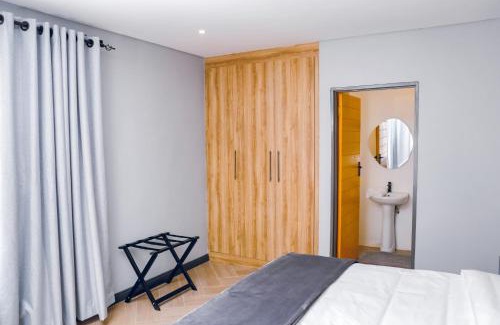 Pienaarsrivier Cama Y Desayuno | Black Villa Lodge