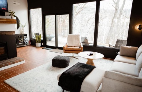 Luray Casa | Black Walnut Cabin