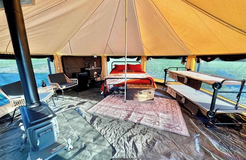 Tahlequah Casa | Black Walnut- Glamping Tent @ River Bluff Cabins