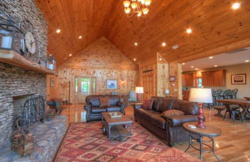 Boone Casa | Blackberry Lodge