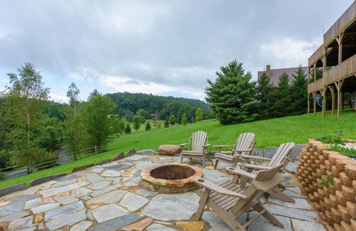 Boone Casa | Blackberry Lodge