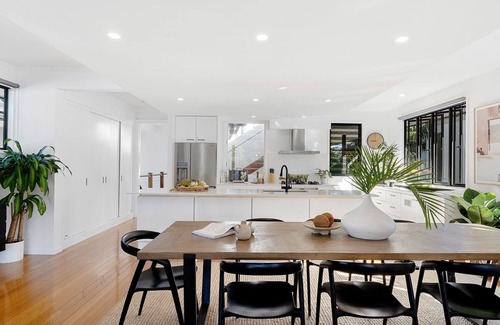 Casuarina Casa | Blackcomb- High end Beachfront holiday home