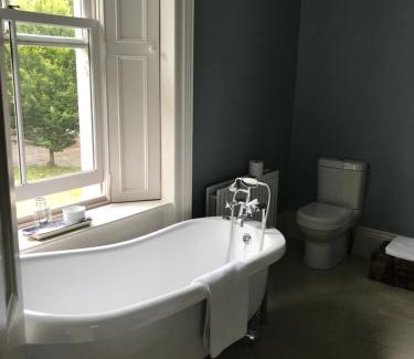 Abbeyleix Casa | Blackhill Woods Retreat