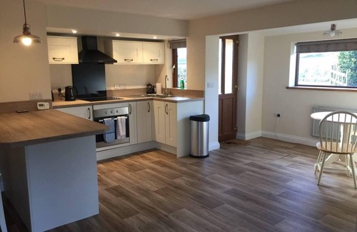 Brimpsfield Casa | Blacklaines Annexe Birdlip - Pet friendly!