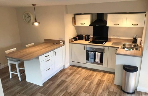 Brimpsfield Casa | Blacklaines Annexe Birdlip - Pet friendly!